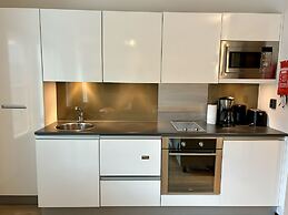 Levi Suites Levi Gold