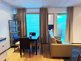 Levi Suites Levi Gold