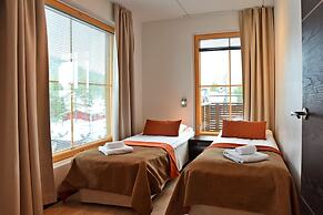 Levi Suites Levi Gold