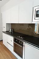 Levi Suites Levi Gold
