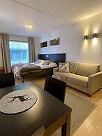 Levi Suites Levi Gold