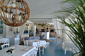 Rena Bianca Cugnana Verde Residence
