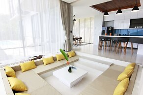 Luxury Sea and Sunset View 4BR 4BA Pool Villa