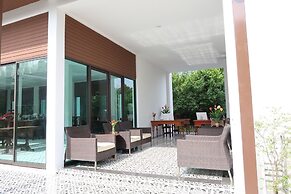 Bora Bora Villa Phuket