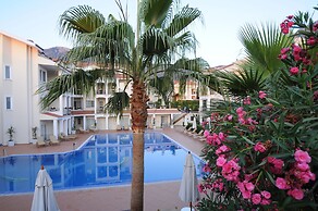 Sea Breeze Hotel & Apartments