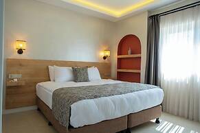 Sea Breeze Hotel & Apartments