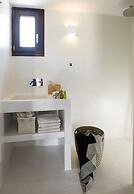 Le Blanc Suite