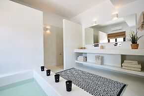 Le Blanc Suite