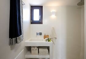 Le Blanc Suite
