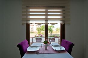 Defne Hotel