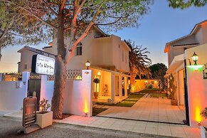 Villa Blanche Otel