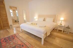 Villa Blanche Otel