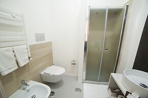 Dada Suite