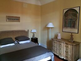 Villa Roumanille