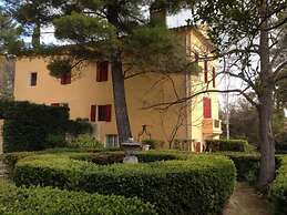 Villa Roumanille