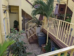 Midtown Guest House
