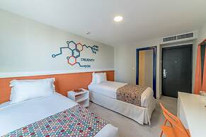 Novus Plaza Hodelpa