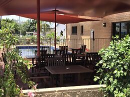 Kurrmine Beach Motel