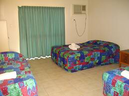 Kurrmine Beach Motel