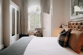 The Crafers Hotel