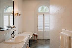 The Crafers Hotel