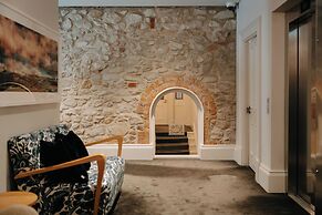 The Crafers Hotel