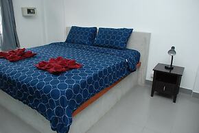 Sea & Sand Guesthouse and Restaurant
