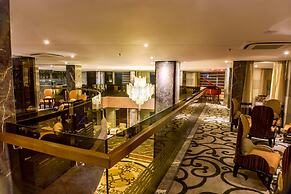 Moty Hotel