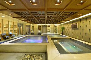 Luxemon Xinjiang Yindu Hotel