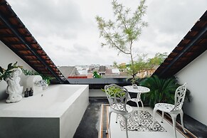 Xinlor House