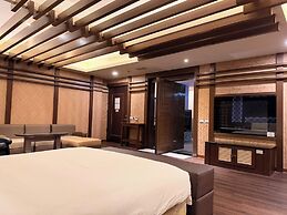 Wei Feng Exquisite Motel Pintung Branch