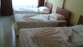 Graywolf Hotel