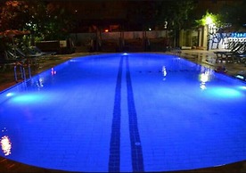 Nicholas Garden Hotel