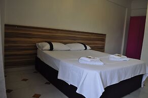 Nicholas Garden Hotel