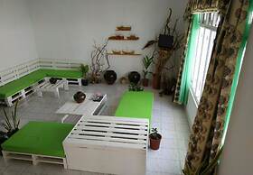 Veli Thoddoo Inn