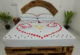 Veli Thoddoo Inn