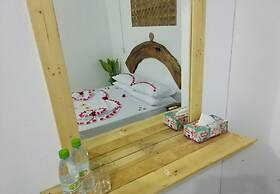 Veli Thoddoo Inn