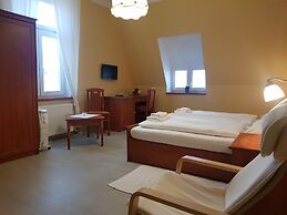 Pension Elektra Inn