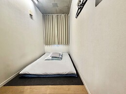 Kangaroo Hotel SIDE B