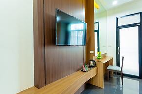 Thanburi Hotel