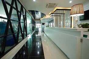 Thanburi Hotel