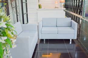Thanburi Hotel