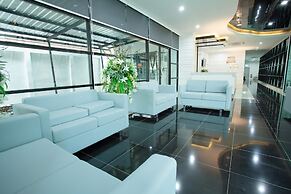 Thanburi Hotel