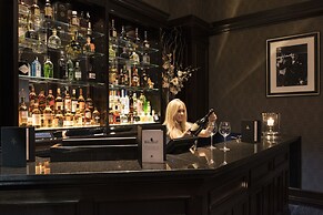 The Vermont ApartHotel