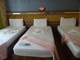 Meta Hotel