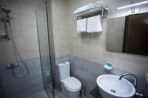 Hotel N16