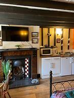OYO Yarm Cottages