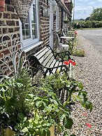 OYO Yarm Cottages