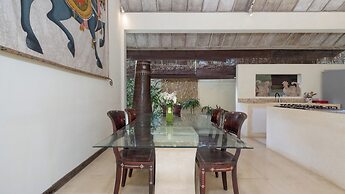 Villa Gembira by Villa Finder