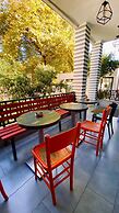 Hotel Antigone